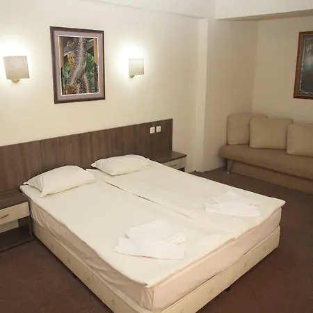 Laguna Hotel
